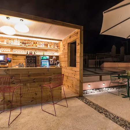 Veintiuno Emblematic - Adults Only 4*