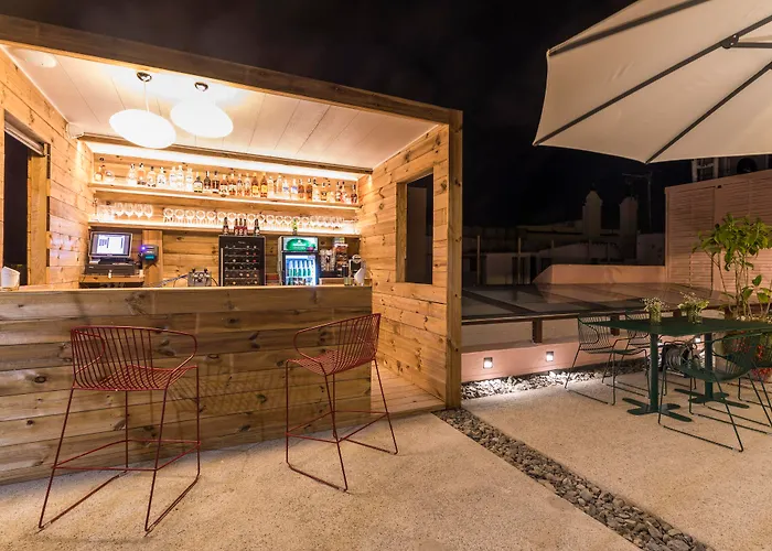 Veintiuno Emblematic - Adults Only 4*