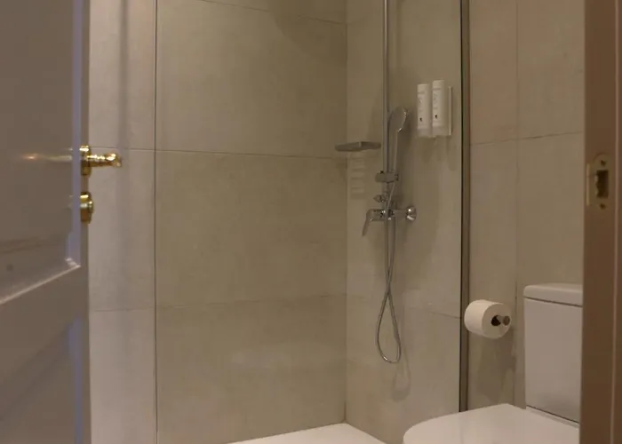 Veintiuno Emblematic - Adults Only 4*